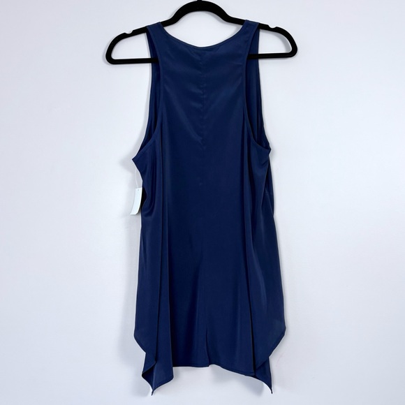 Leith x Nordstrom Asymmetrical Hem Sleeveless Blouse in Navy Small - Picture 2 of 7